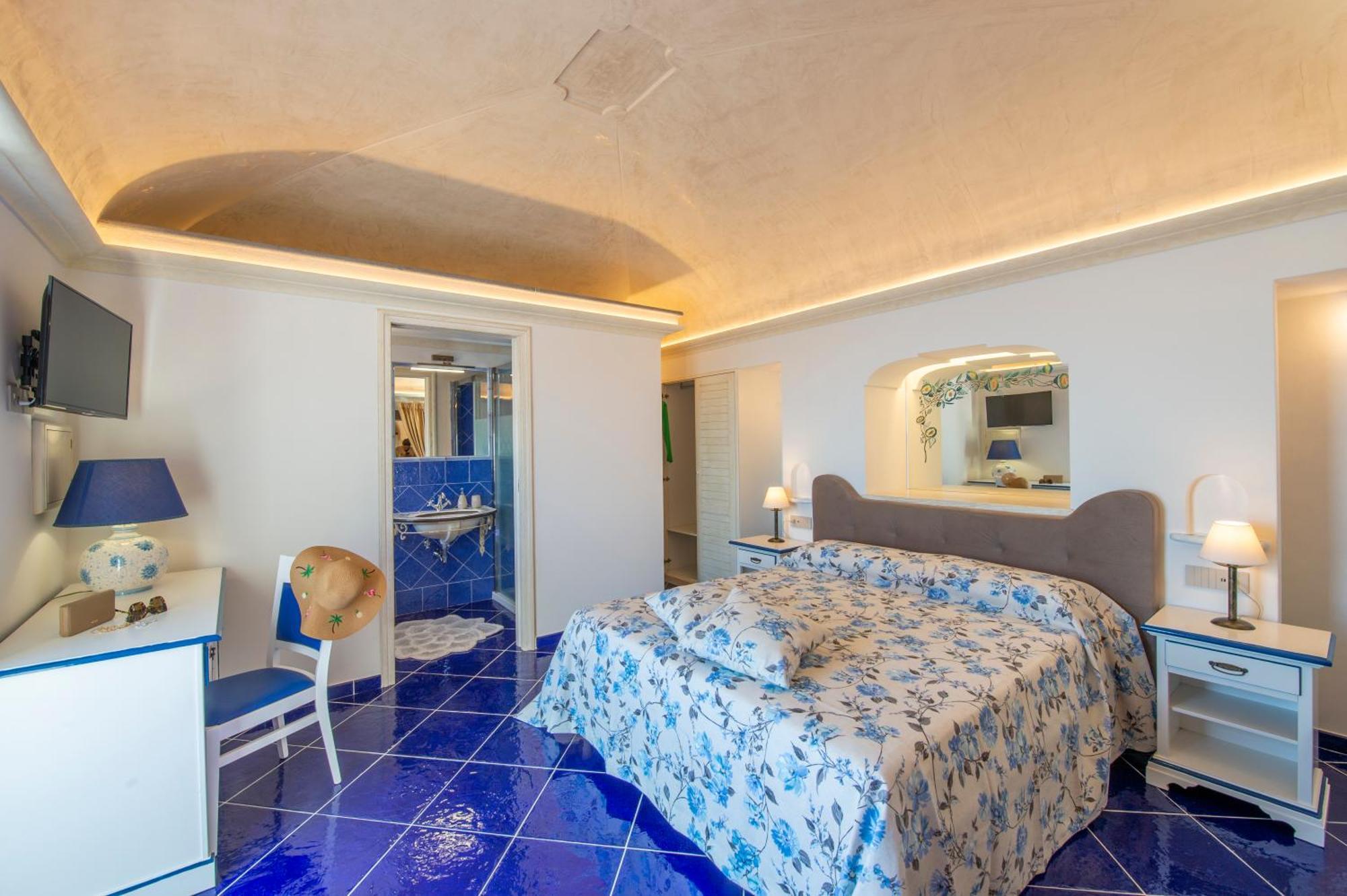 Le Contrade By Sosore Holiday Homes -Amalfi Coast Фуроре Экстерьер фото