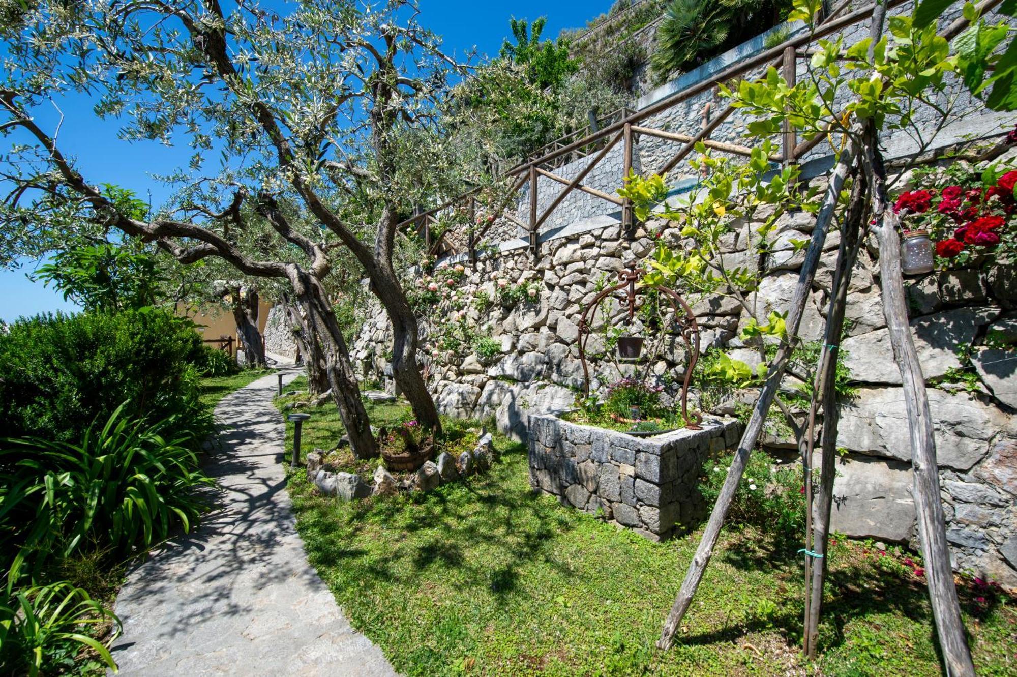 Le Contrade By Sosore Holiday Homes -Amalfi Coast Фуроре Номер фото